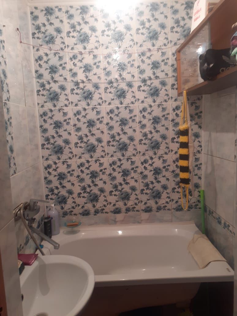 Продам 1к.кв в 11мкр.цена 6млн700