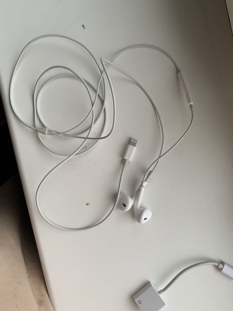 Наушники от apple