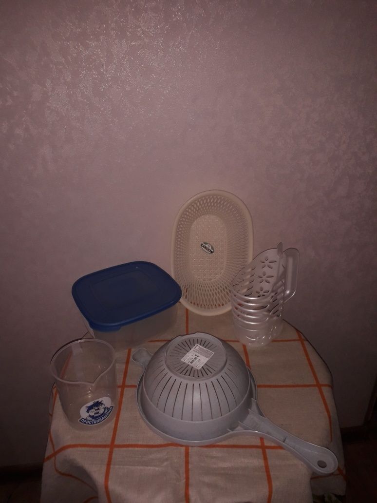 Продам новая посуда из пластики-из 5 предметов.