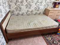 Срочно продаётся кровать 1,5 полуторка