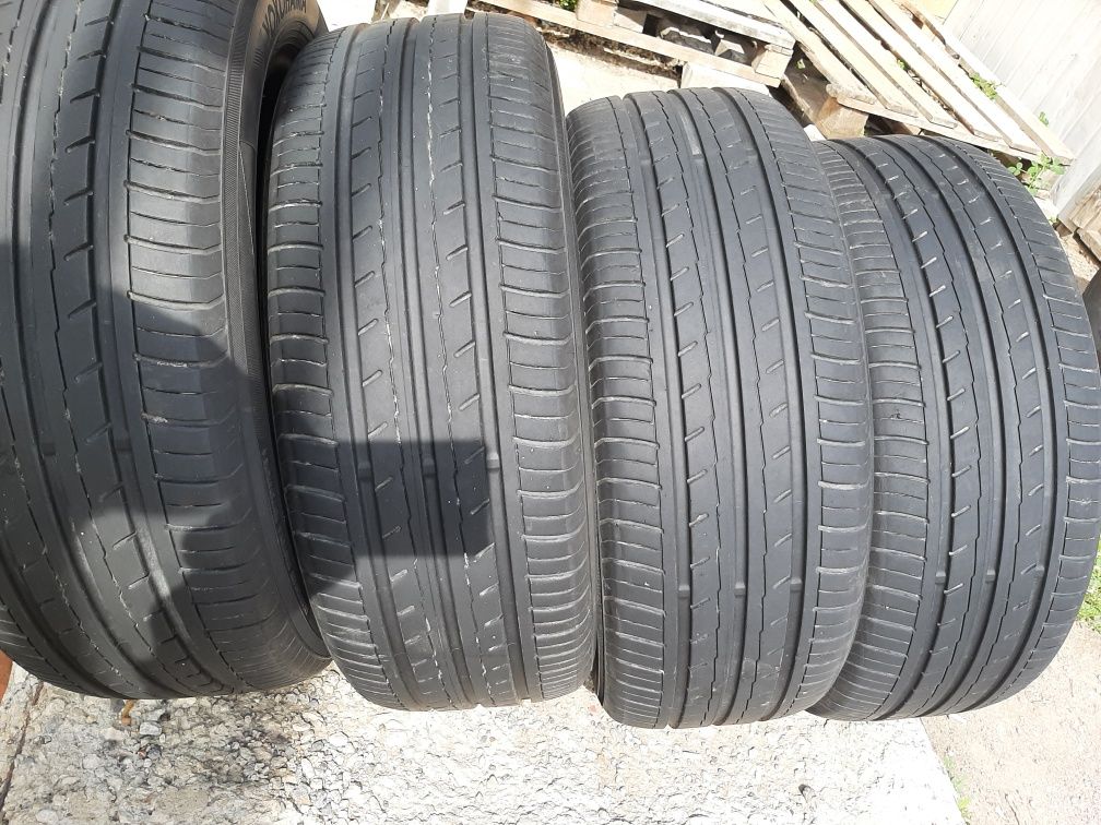 Продам шины 215/55/17 якогама