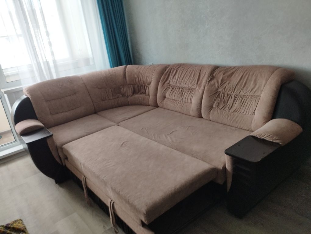 Продам угловой диван