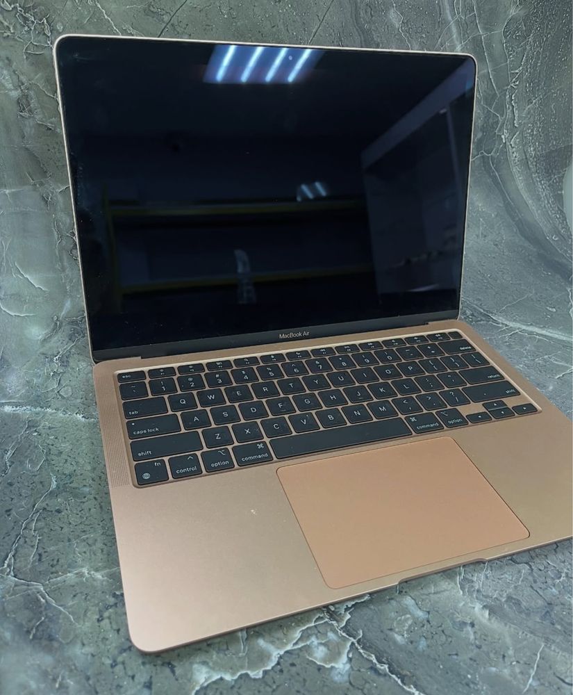 MacBook Air 2020 ( лот:479205 ) Экибастуз,Аэузова 36