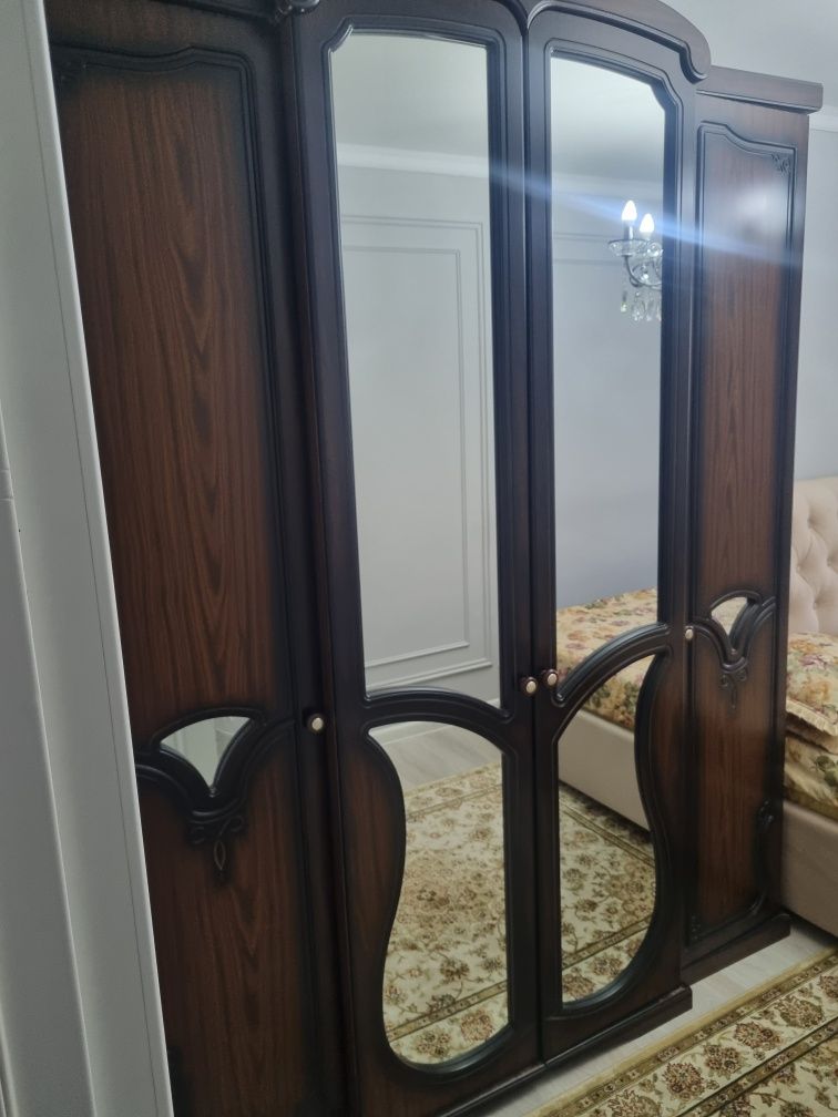 Продаётся плательный шкаф