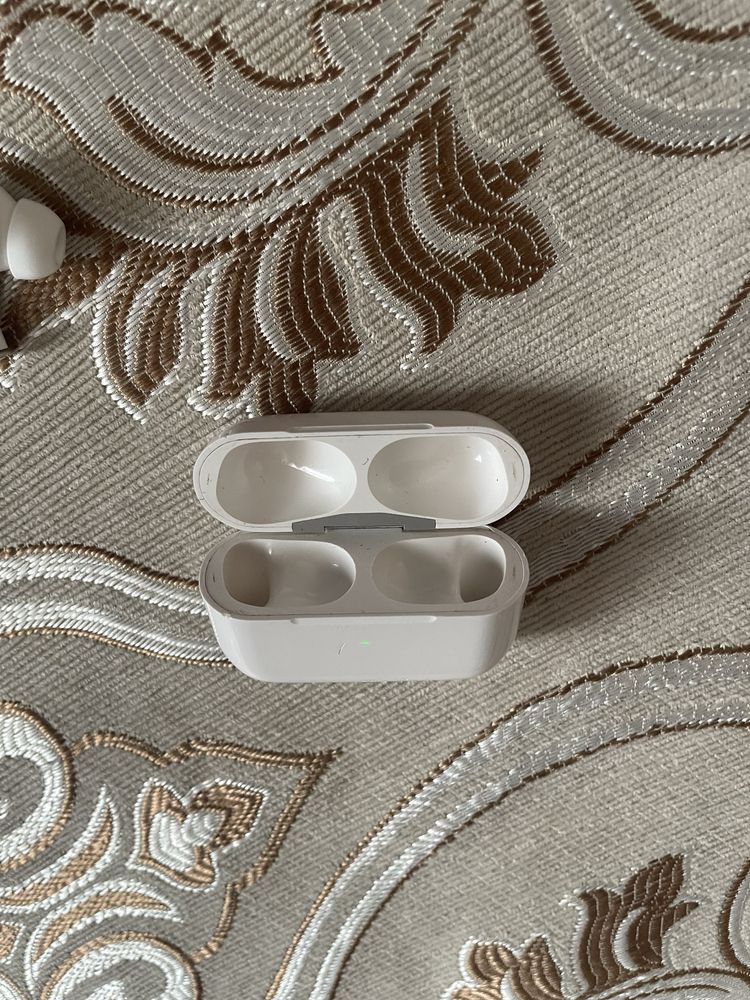 наушники Airpods pro
