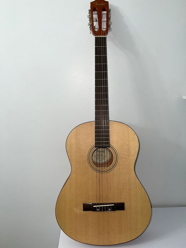 Гитара Fender