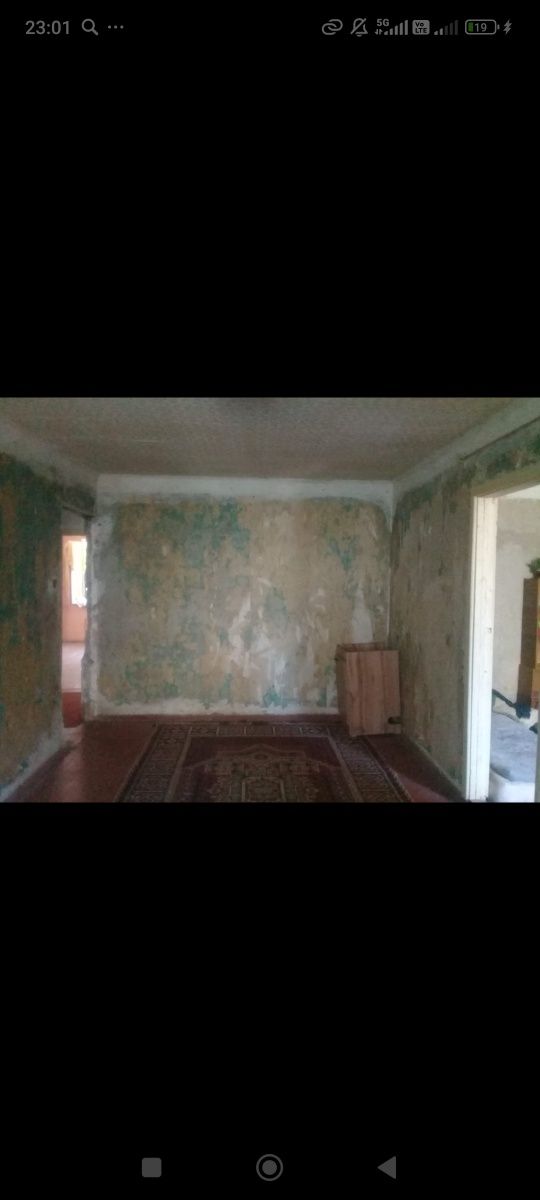 Продам 4 комнатную квартиру
