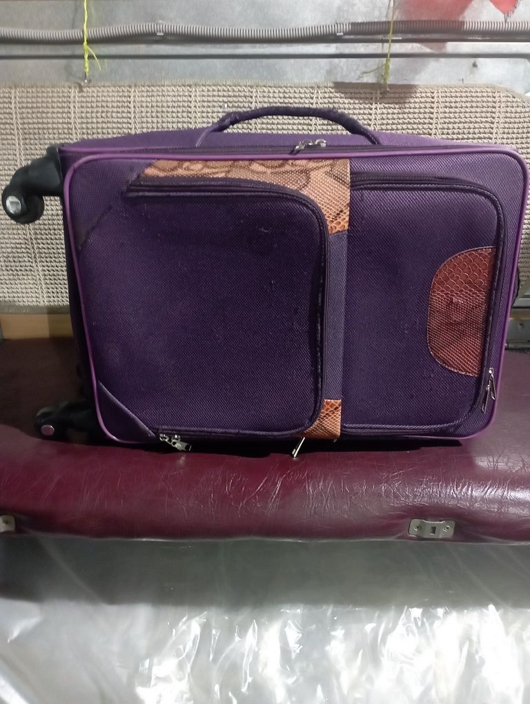 Продам дорожную сумку