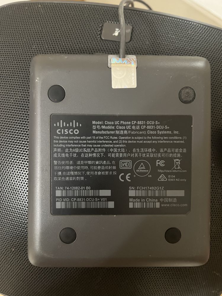 Конференц-телефон Cisco CP-8831 + Микрофон-удлинитель CP-8831-DCU-S