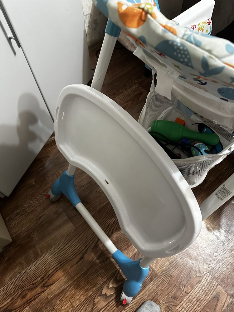 Продам стульчик для кормления