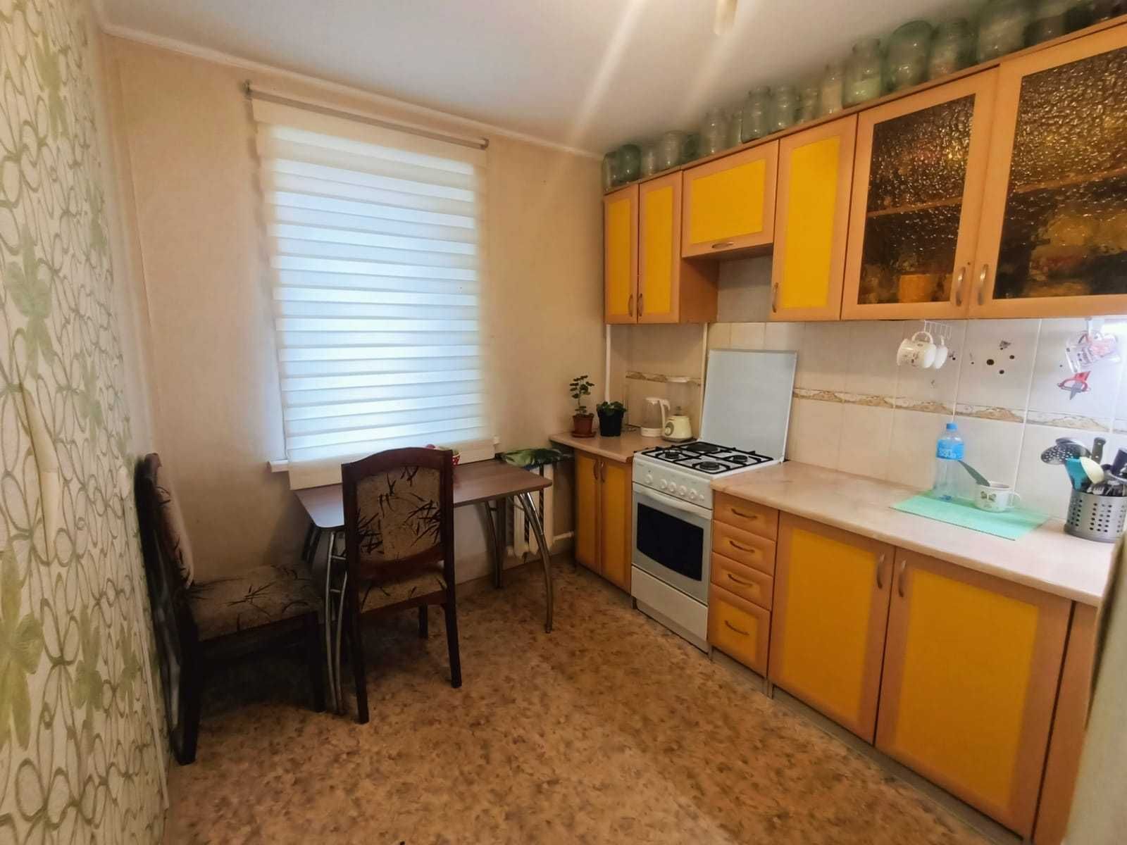 Продам 3-комнатную квартиру в 19 микрорайоне