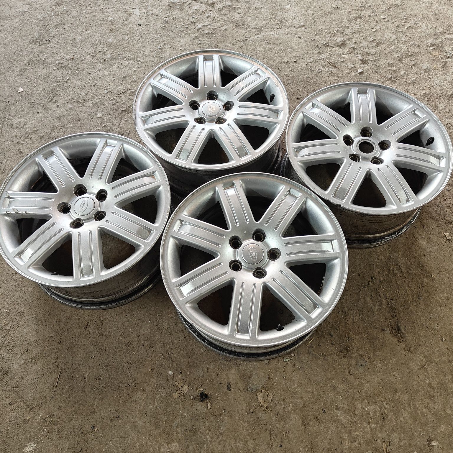 R19 PCD 5* 120 Комплект легкосплавных дисков