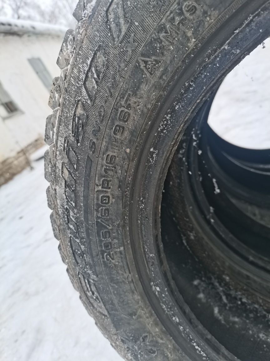 Қыстық доңгелек сатамын.