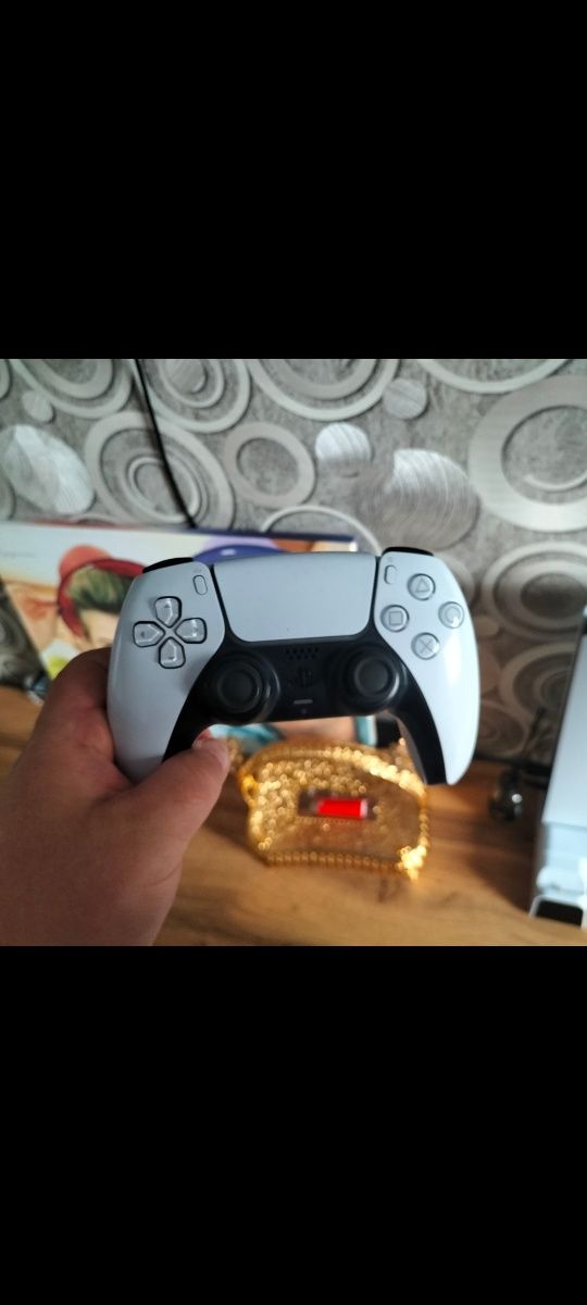Продам PS5-1трб.
