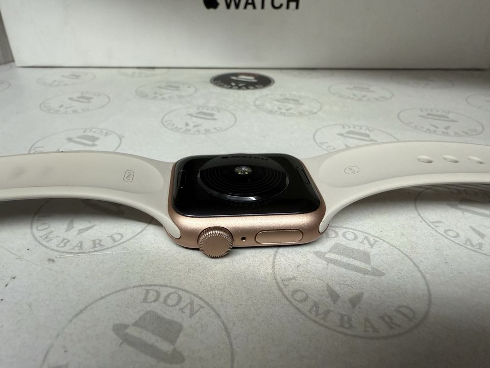 Apple Watch SE 40 Рассрочка 0-0-12
