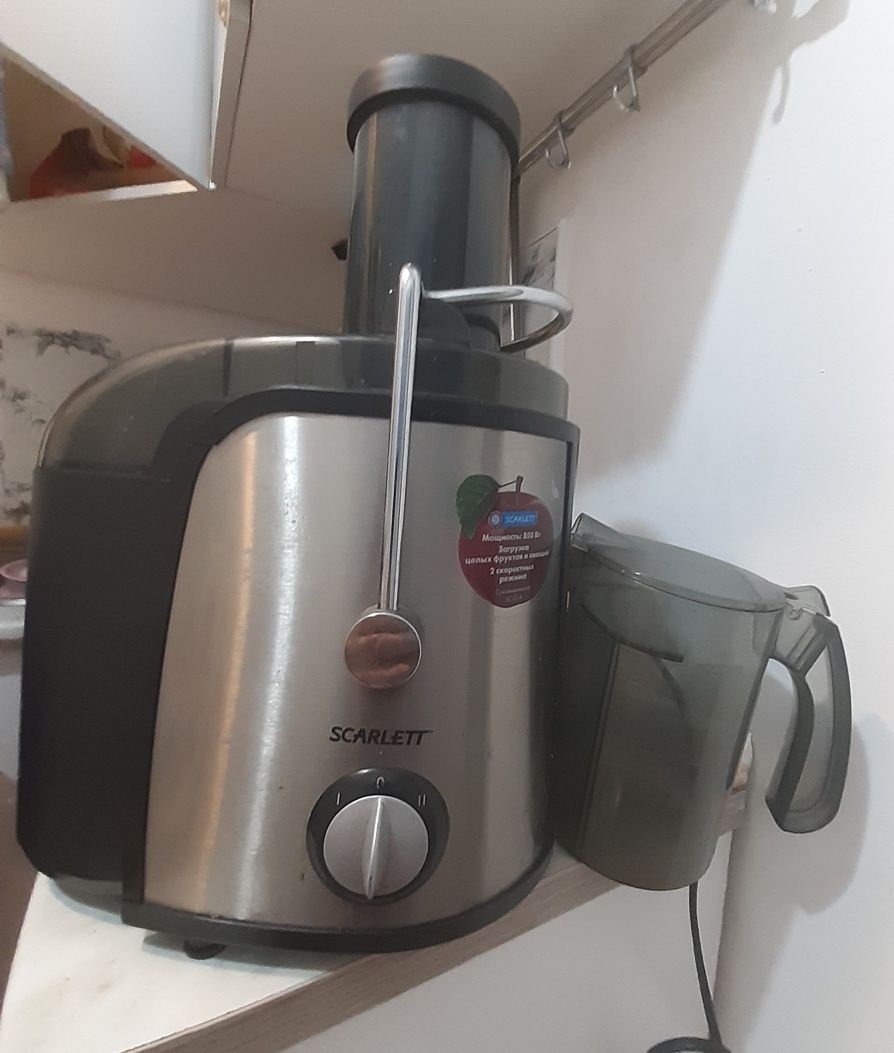 Соковыжималка продам не пользовались