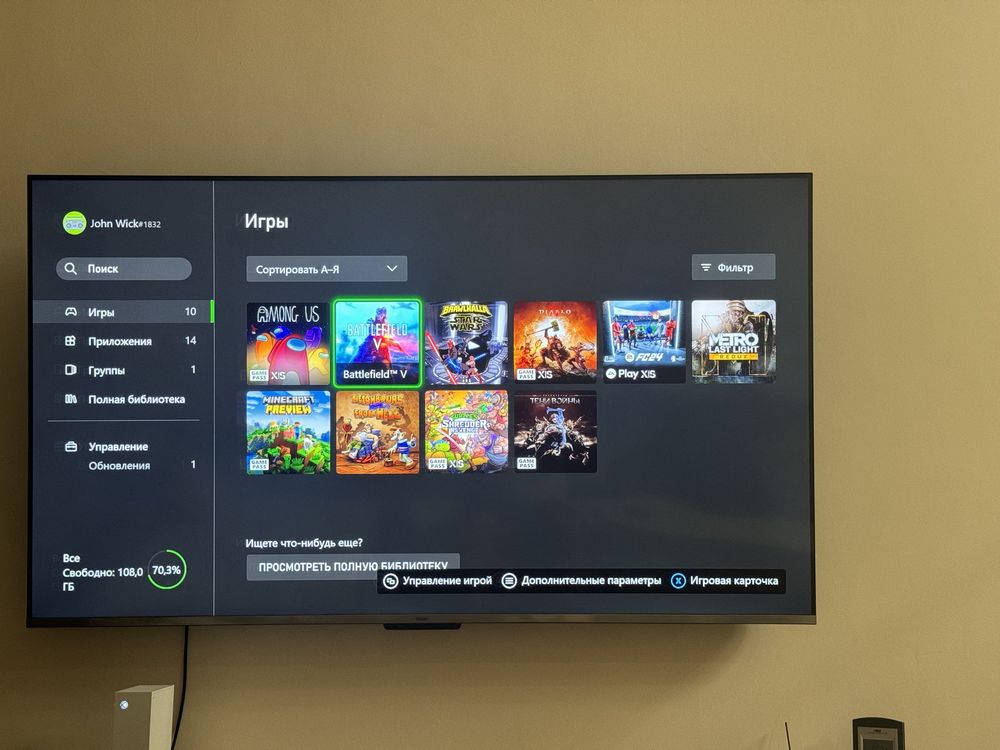 Продам Xbox series S 2 джойстика