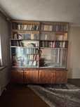 Книжный шкаф в хорошем состоянии