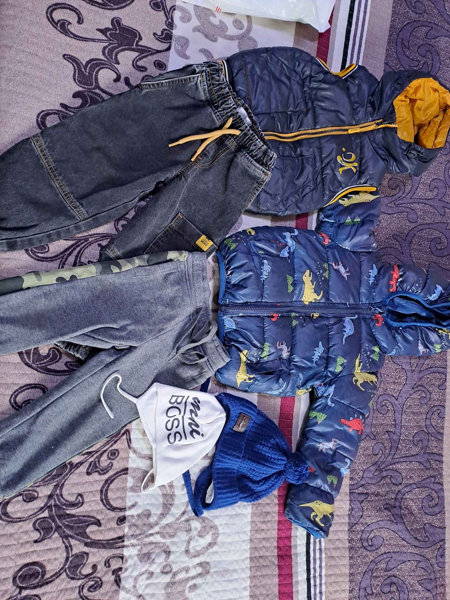 Продам  комбинезон ромпер  gap Турция, размер 1-2г