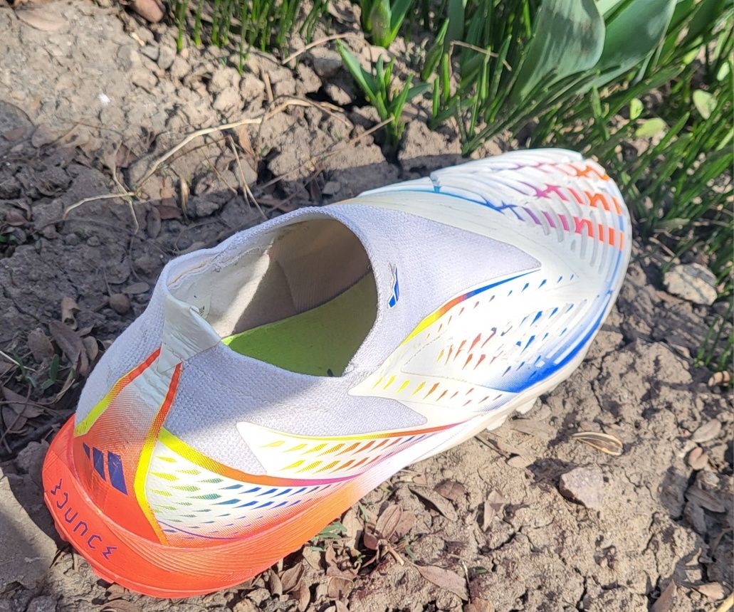 Сороконожки adidas predator размер 37