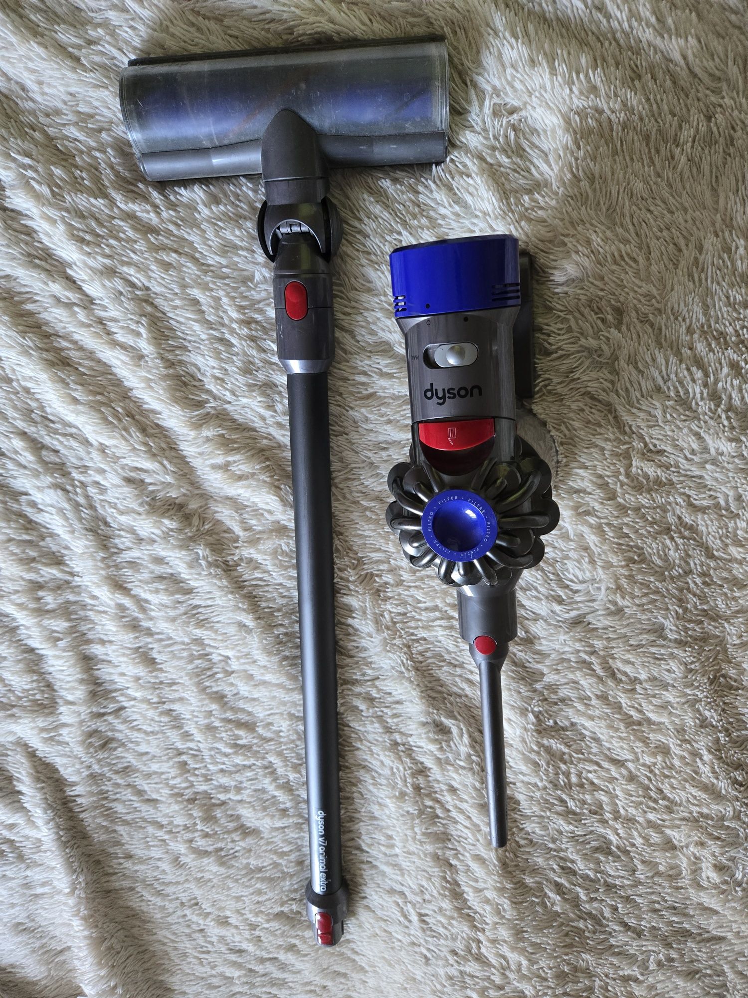 Пылесос Dyson animal extra v7