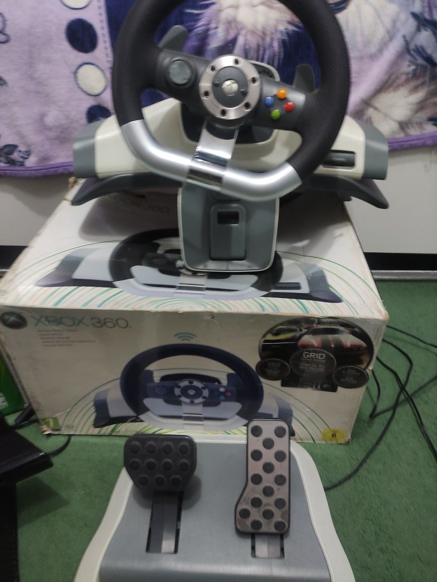 Xbox 360 kinect + игровой руль и педали +16 оригинальных игр