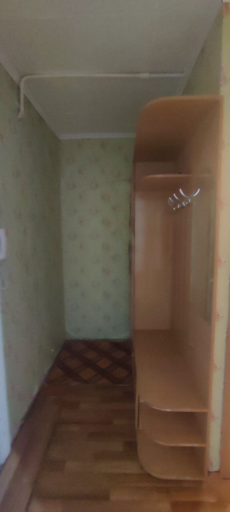 Продам однокомнатную квартиру по Жанибека 89