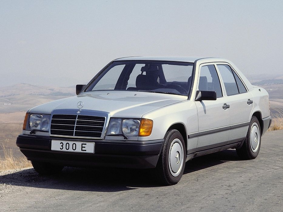 Фара на Мерседес W 124Е класс 93г (Депо)/Mercedes E-class W 124/ 95