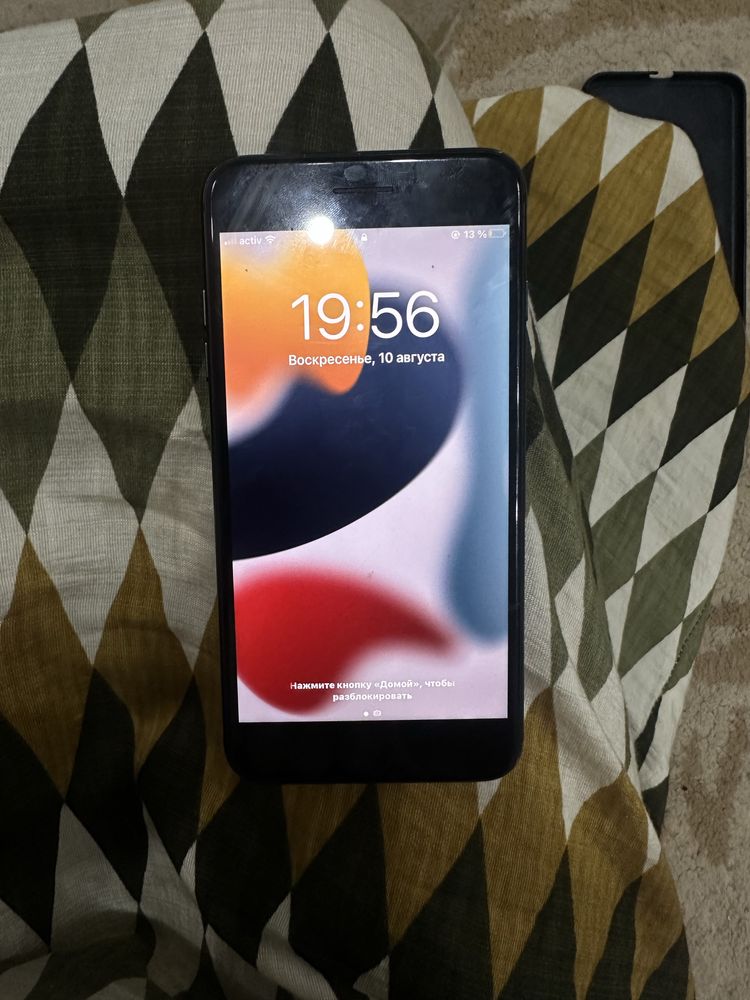 iPhone 7+ срочнааа