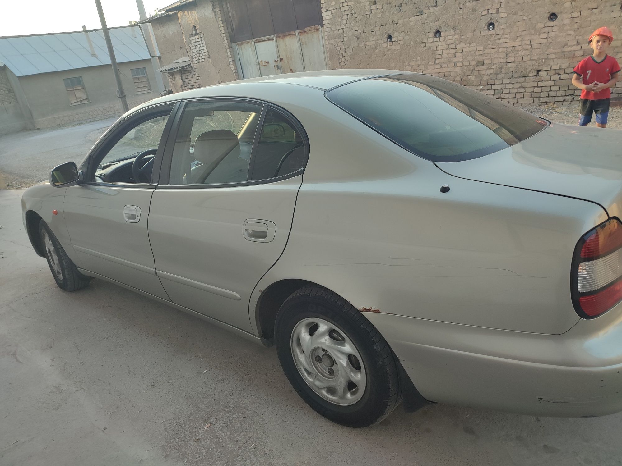 Daewoo     Leganza