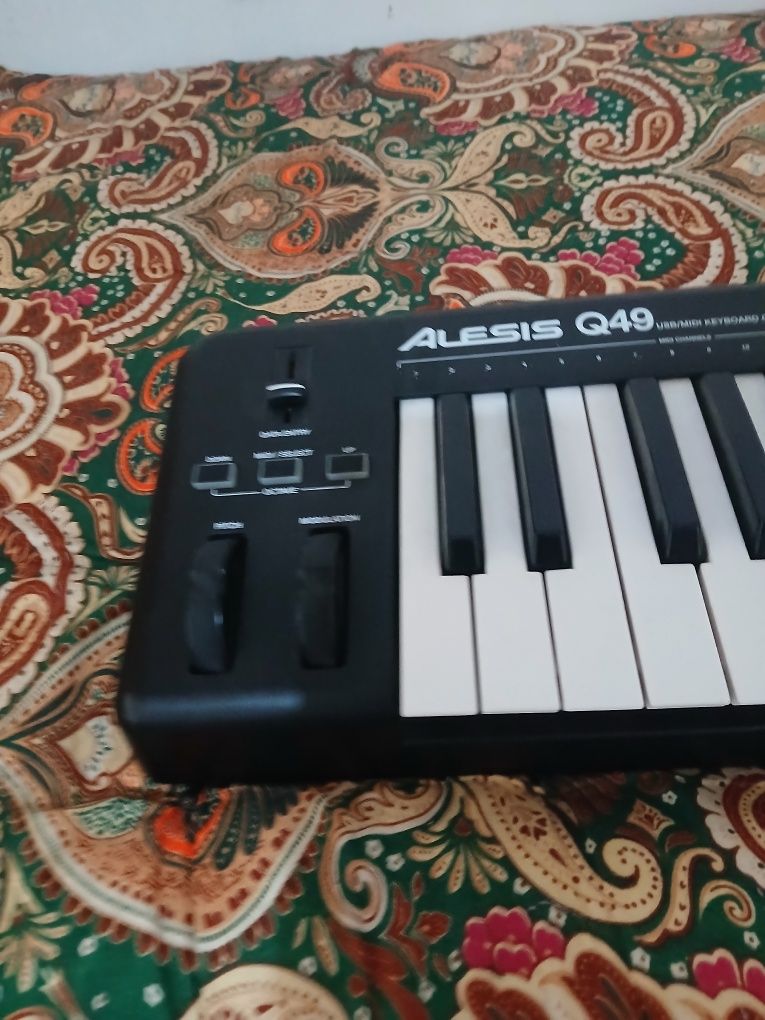 Продам midi квартиру 35 000