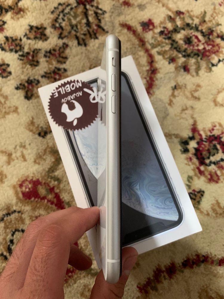 iPhone xr в отличном состояние