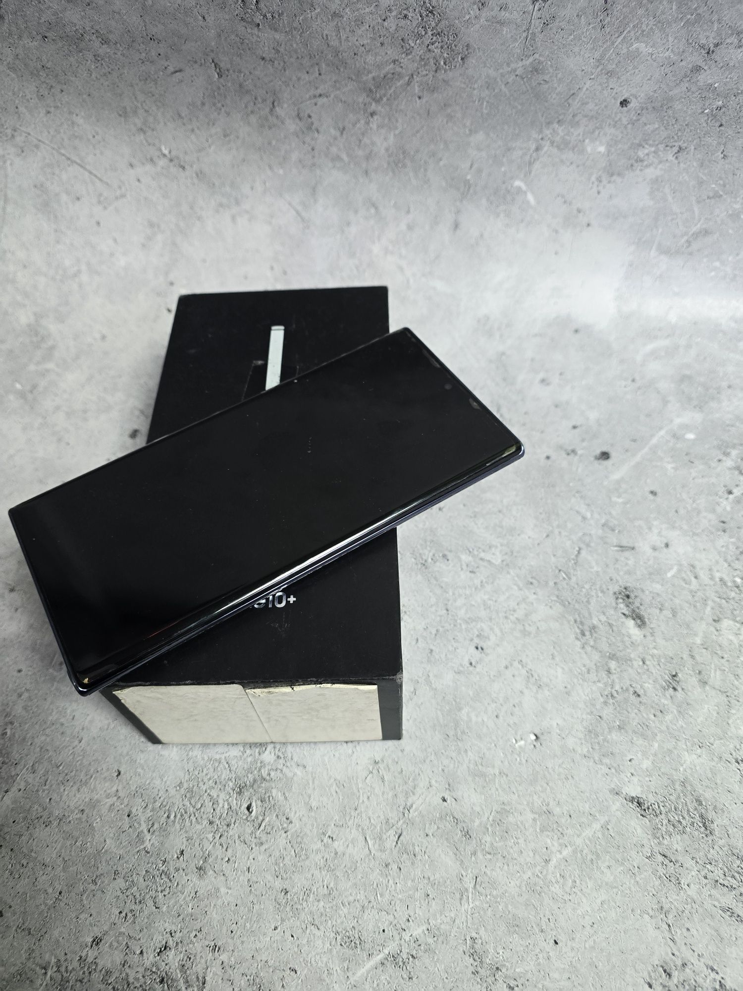 Samsung Galaxy Note 10 +(г Семей, Засядко88)лот 204400