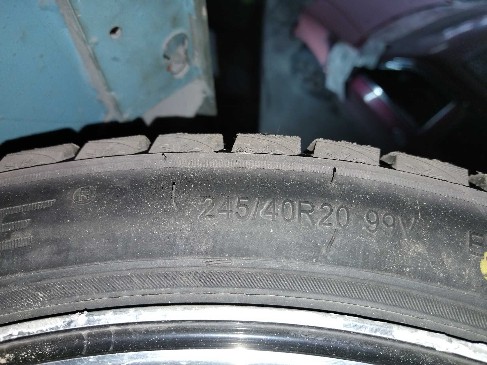 Продам диски с резиной на 20 растяжка 5/114.3