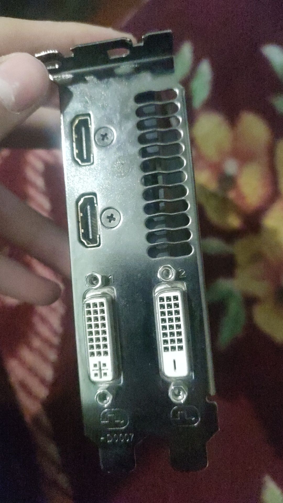 Продаю видео карту Gtx 750