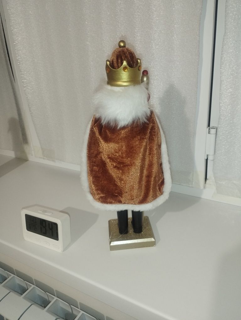 Продам новогодний щелкунчика см39