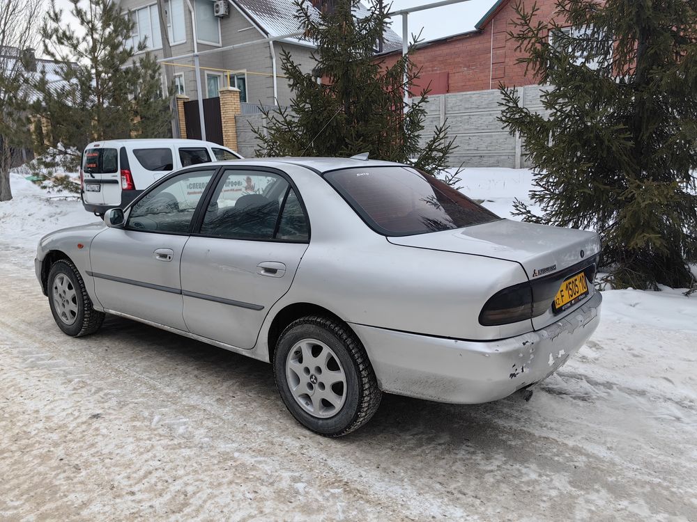 Mitsubishi Galant