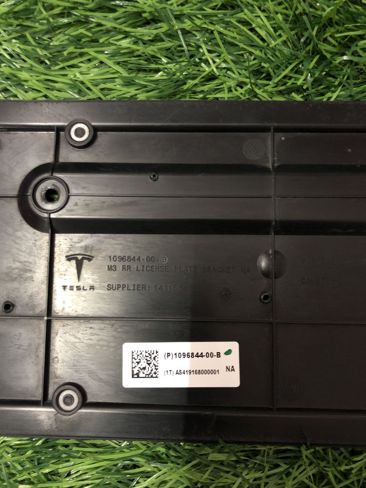 Колпаки Тесла Оригинал 100 % , r 18