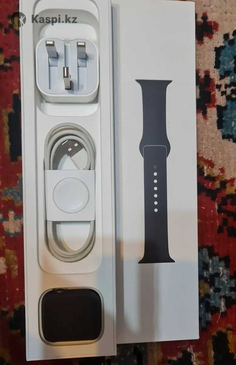 Продаю APPLE watch Series 4 Black sport band 44mm