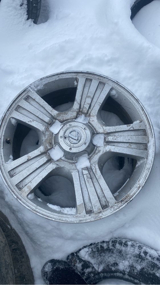 Диски с зимней резиной r18 на lexus LX470