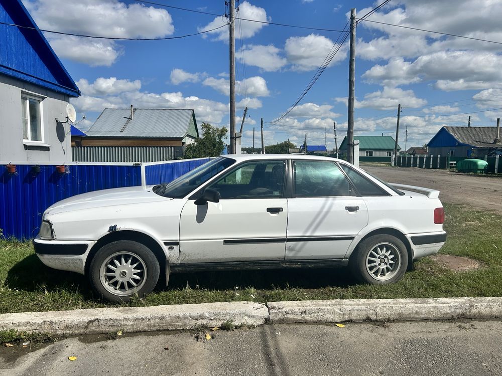 Продам AUDI 80 B4