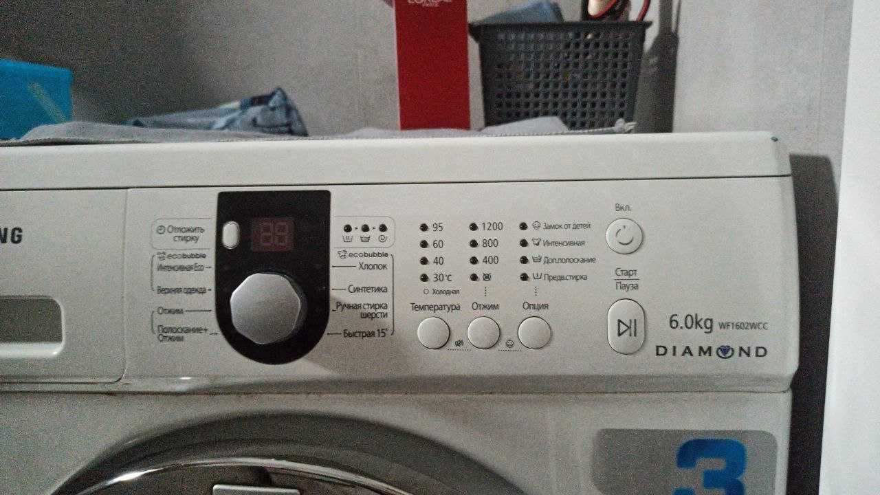 Стиральная машина Samsung WF1602WCC (6 кг)