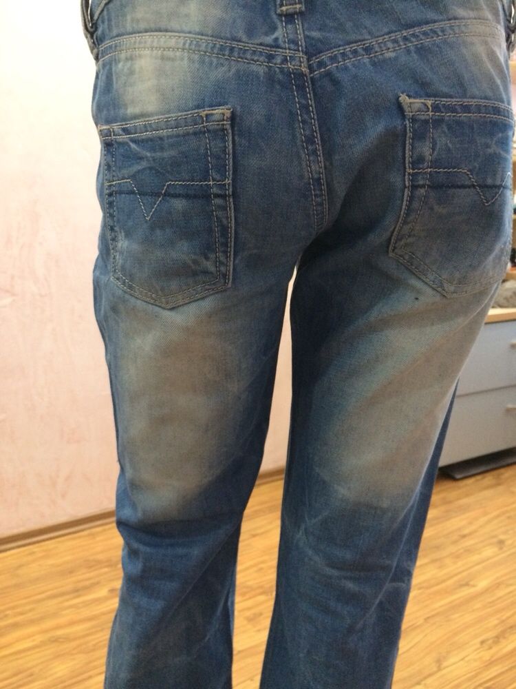 Продам Джинсы
