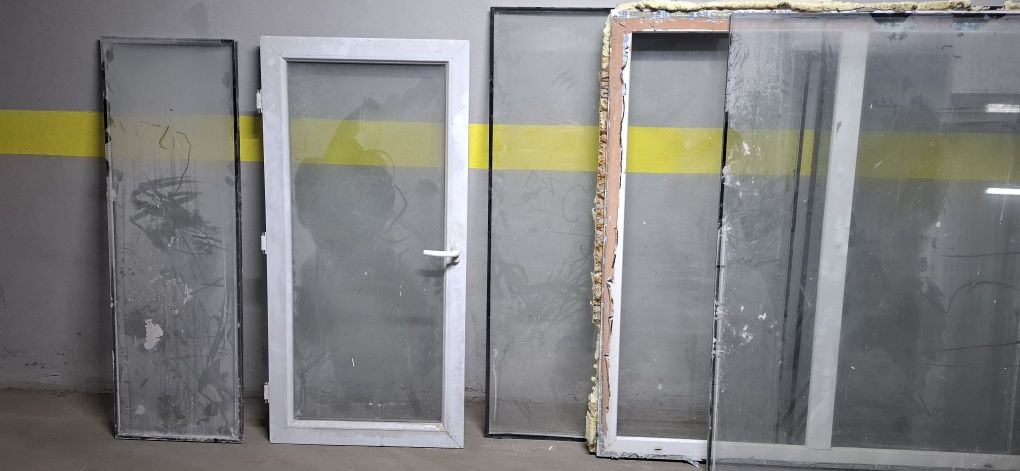 Продам пластиковые окна, стекло для окон