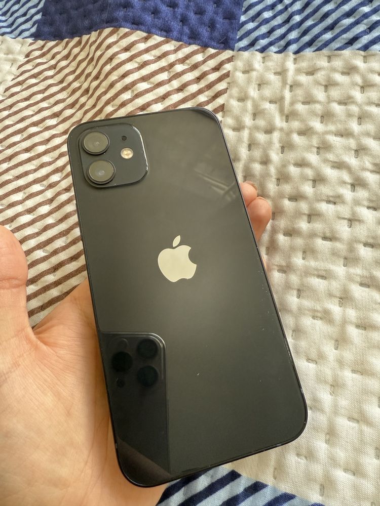 Продам iphone 12