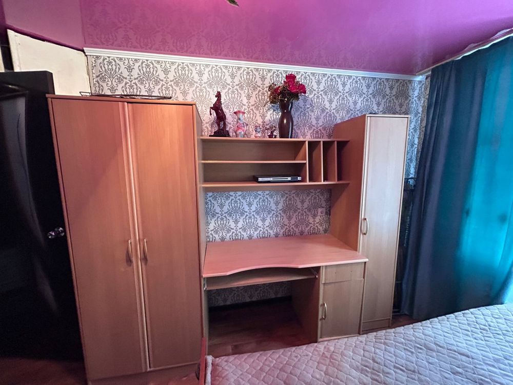 Продается шкаф в хорошем состояние
