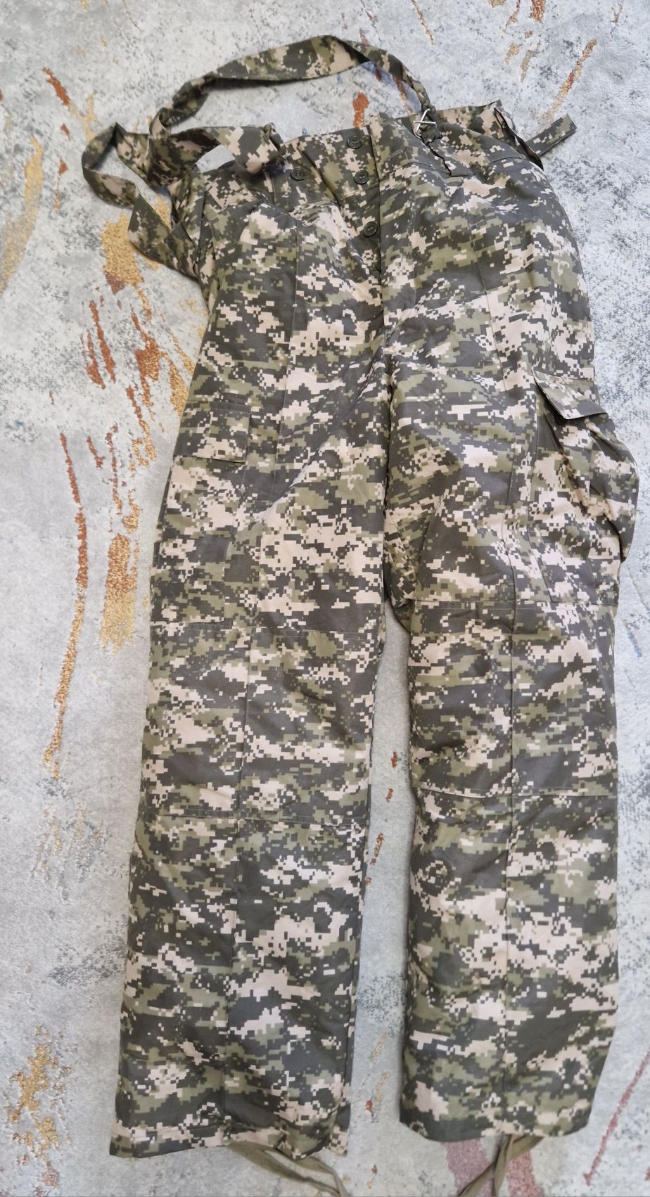Продам зимний военный бушлат со штанами