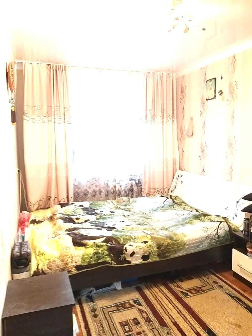Продам 3-комнатную квартиру 12-микр.