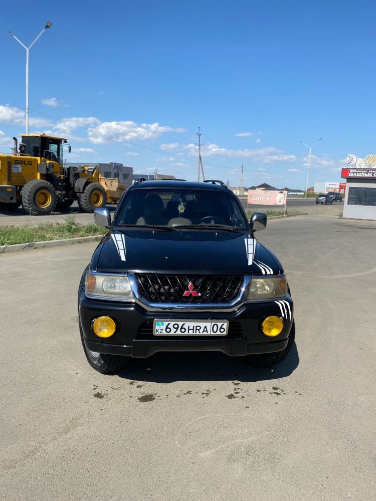 Митсубиси паджеро спорт