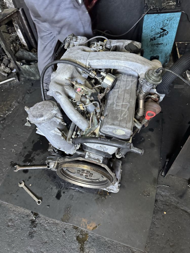 Двигатель на Hyundai getz accent kia rio g4ee